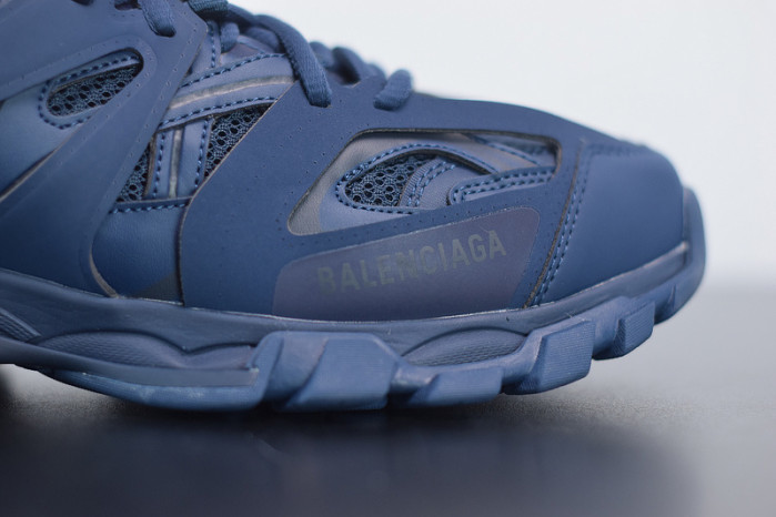 BLCG Track Trainer Dark Navy 542023 W2LA1 4107