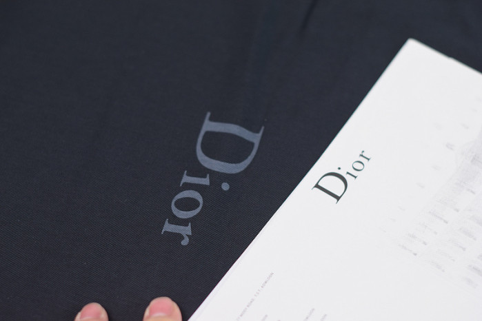 D10R B23 Oblique Low Top Sneakers L00N4