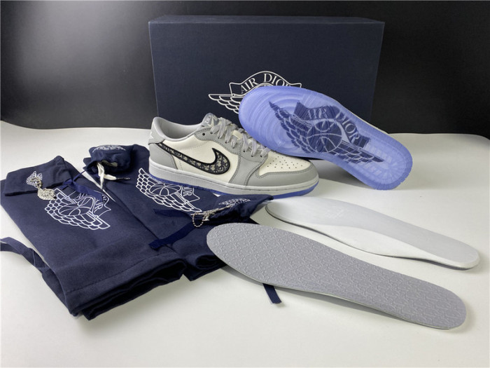 Air Jordan 1 Low X D10R 553668-998