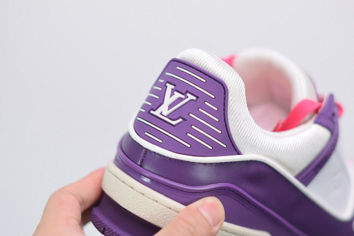 LV SNEAKER LOW YEE-002