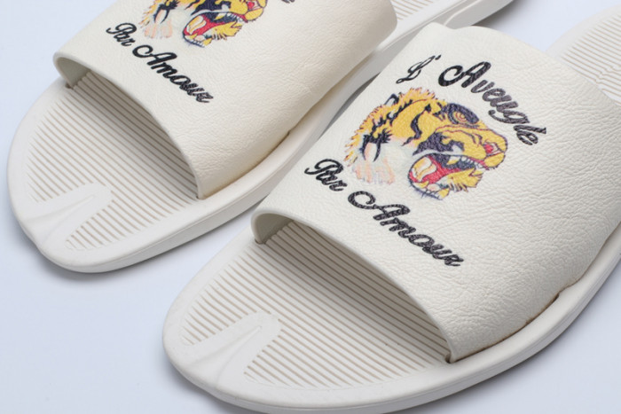 Gv*c slippers