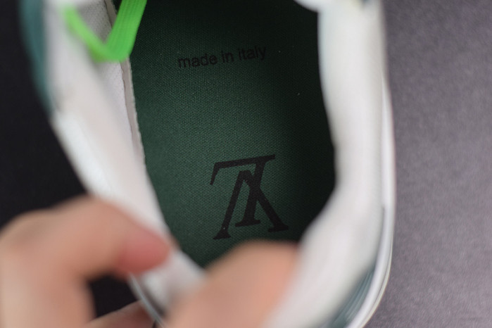 LV SNEAKER LOW YEE-001