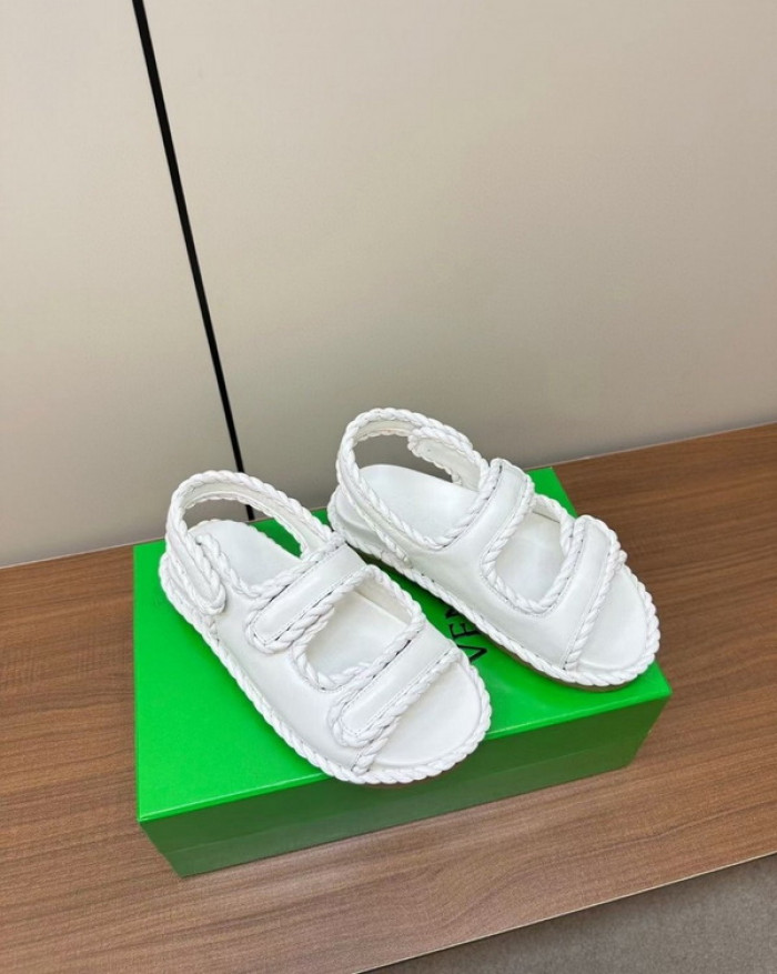 b0ttega Ven*ta  slides