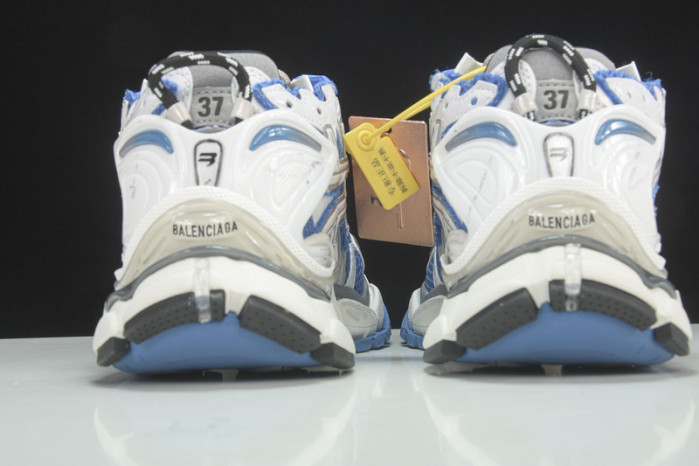 BLCG × RUNNER 7.0 677402-W3RB3-4912